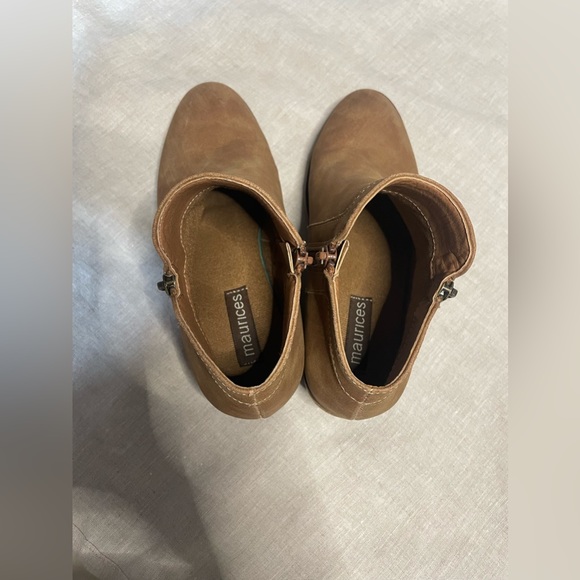 Maurices tan faux suede ankle boots Size 6 - Picture 7 of 10